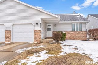 4421 Venetian Drive, Springfield, IL 62703