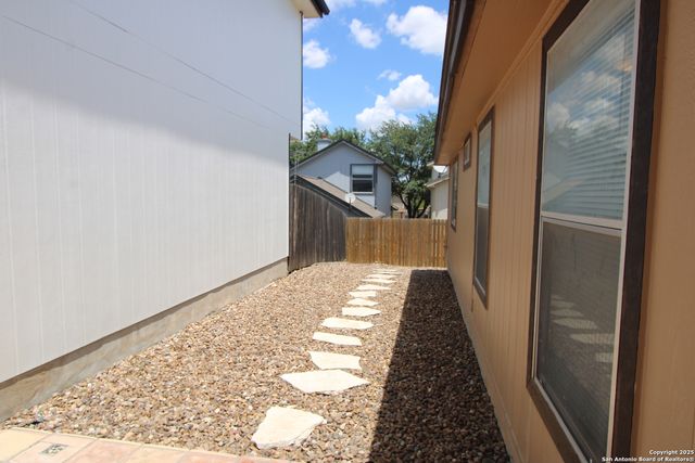 3127 Stoney Leaf, San Antonio, TX 78247