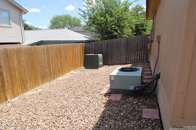 3127 Stoney Leaf, San Antonio, TX 78247