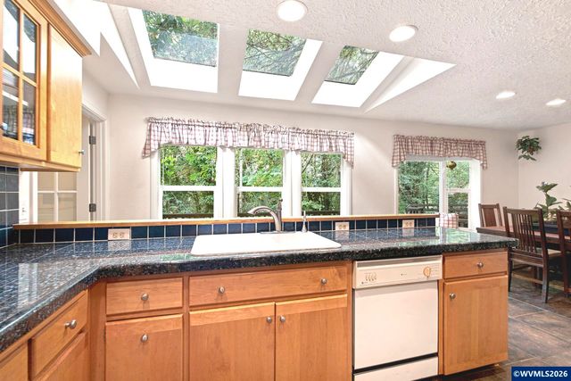 3864 Spring St S, Salem, OR 97302