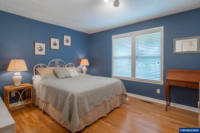 3864 Spring St S, Salem, OR 97302