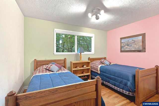 3864 Spring St S, Salem, OR 97302