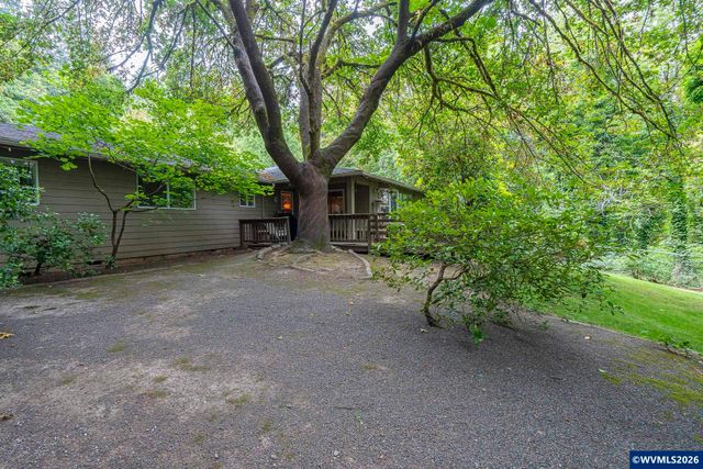 3864 Spring St S, Salem, OR 97302