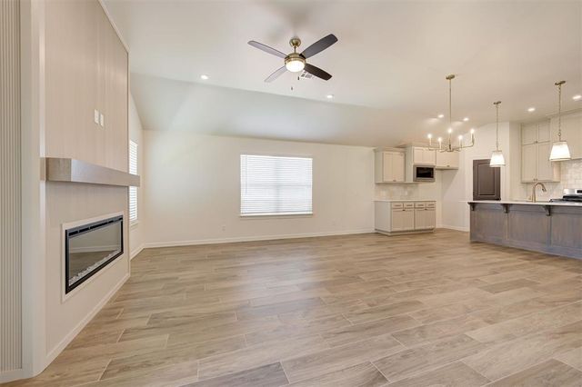 4356 Ranchwood Drive, Edmond, OK 73025
