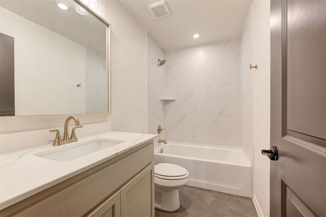 4356 Ranchwood Drive, Edmond, OK 73025
