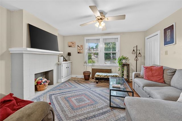 3819 Winterburn Ave, Greenfield, PA 15207