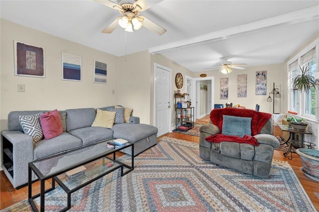 3819 Winterburn Ave, Greenfield, PA 15207