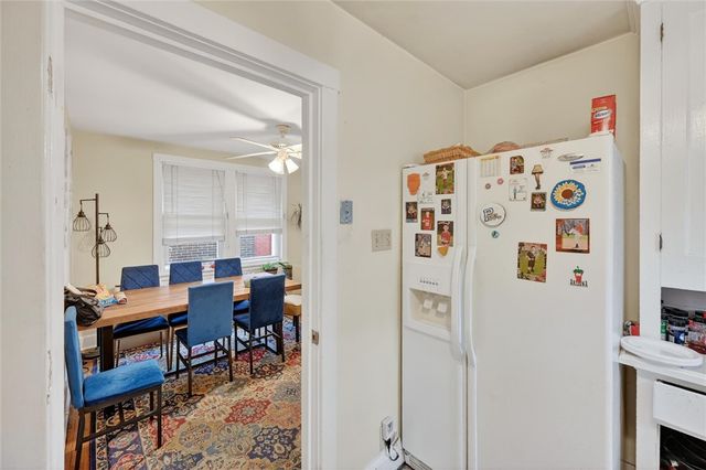 3819 Winterburn Ave, Greenfield, PA 15207