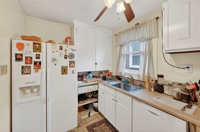 3819 Winterburn Ave, Greenfield, PA 15207