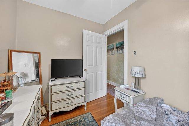 3819 Winterburn Ave, Greenfield, PA 15207