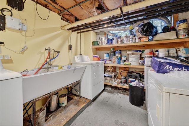 3819 Winterburn Ave, Greenfield, PA 15207