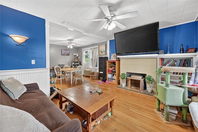3819 Winterburn Ave, Greenfield, PA 15207