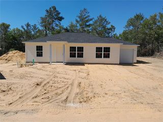 46 MALAUKA DRIVE, Ocklawaha, FL 32179