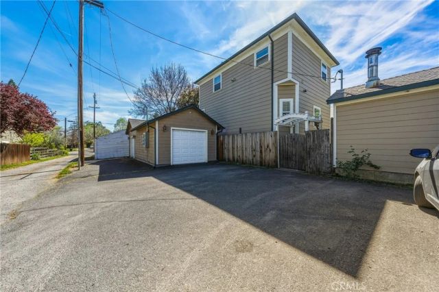 150 Clearlake, Lakeport, CA 95453