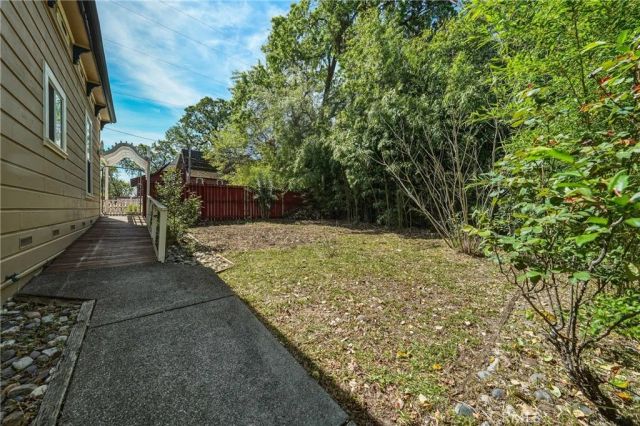 150 Clearlake, Lakeport, CA 95453