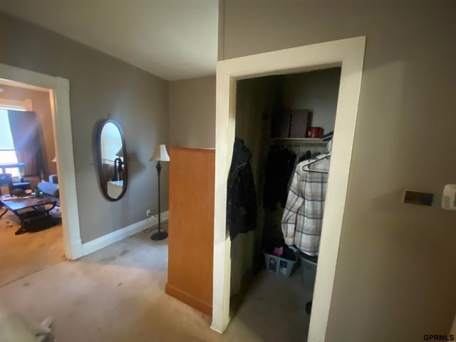 4510 S 32 Street, Omaha, NE 68107