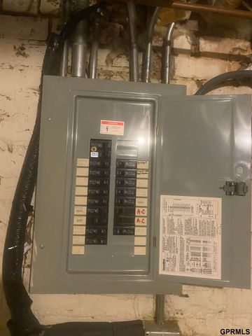 4510 S 32 Street, Omaha, NE 68107