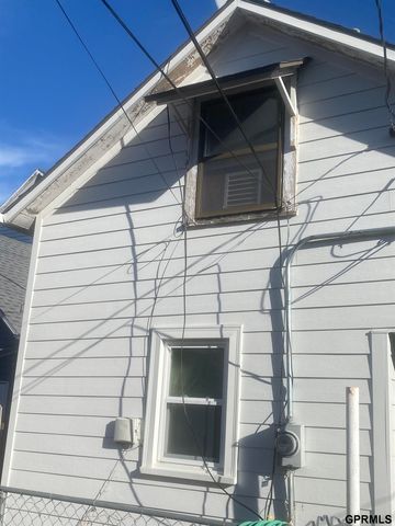 4510 S 32 Street, Omaha, NE 68107