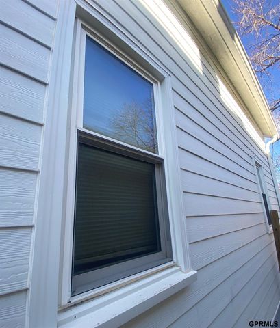 4510 S 32 Street, Omaha, NE 68107