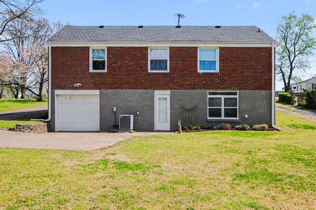 822 Kent Rd, Nashville, TN 37214