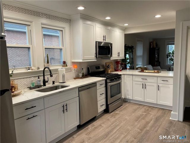 60 Weaver Street, Greenwich, CT 06831