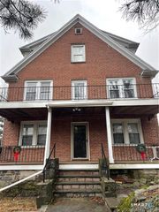 60 Weaver Street, Greenwich, CT 06831