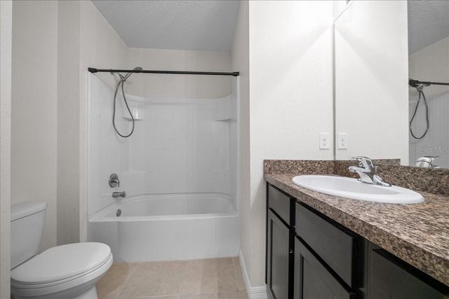 5025 NE 15TH PLACE, Ocala, FL 34470