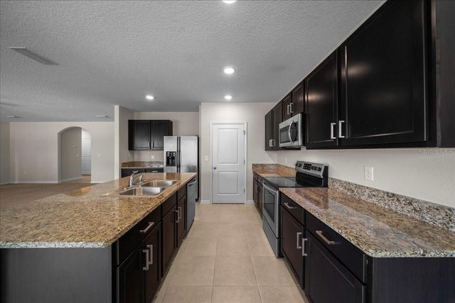 5025 NE 15TH PLACE, Ocala, FL 34470