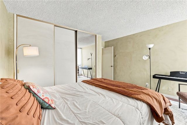 5625 Windsor Way 211, Culver City, CA 90230