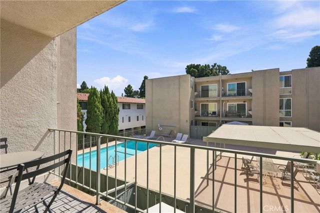 5625 Windsor Way 211, Culver City, CA 90230