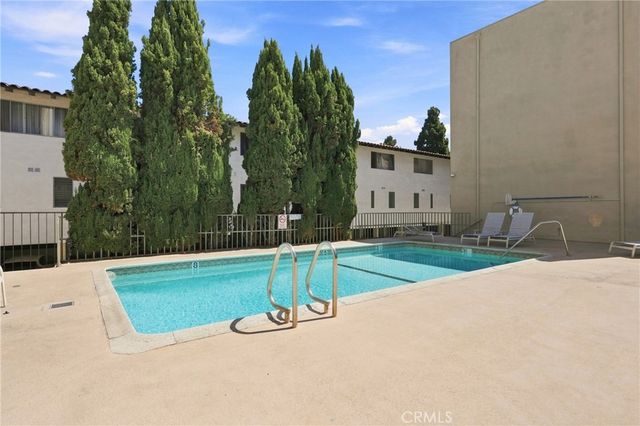 5625 Windsor Way 211, Culver City, CA 90230