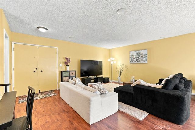 5625 Windsor Way 211, Culver City, CA 90230