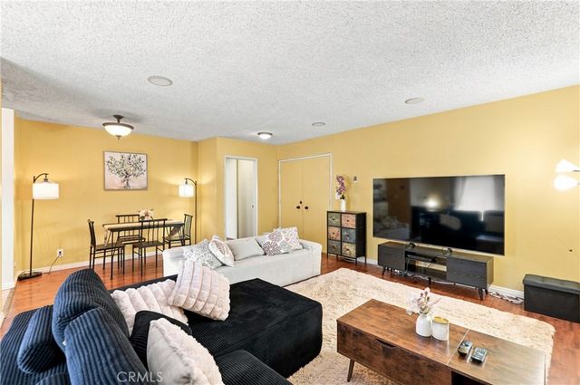 5625 Windsor Way 211, Culver City, CA 90230
