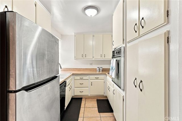 5625 Windsor Way 211, Culver City, CA 90230
