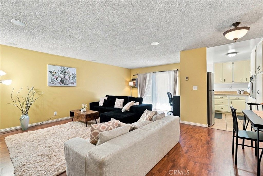 5625 Windsor Way 211, Culver City, CA 90230
