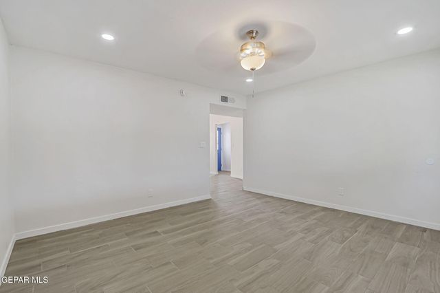 1625 PHIL GIBBS Drive, El Paso, TX 79936