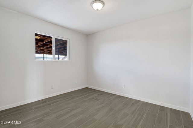 1625 PHIL GIBBS Drive, El Paso, TX 79936