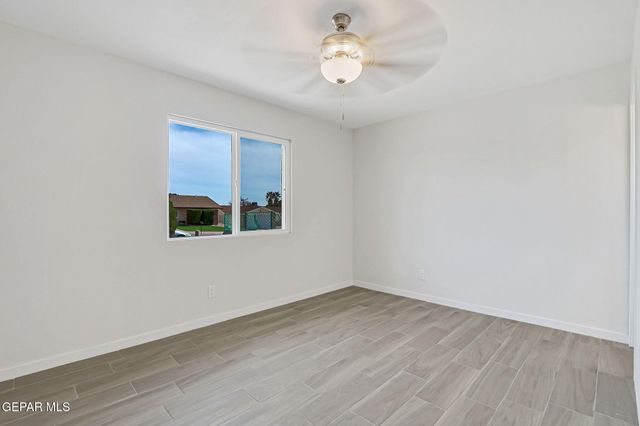 1625 PHIL GIBBS Drive, El Paso, TX 79936