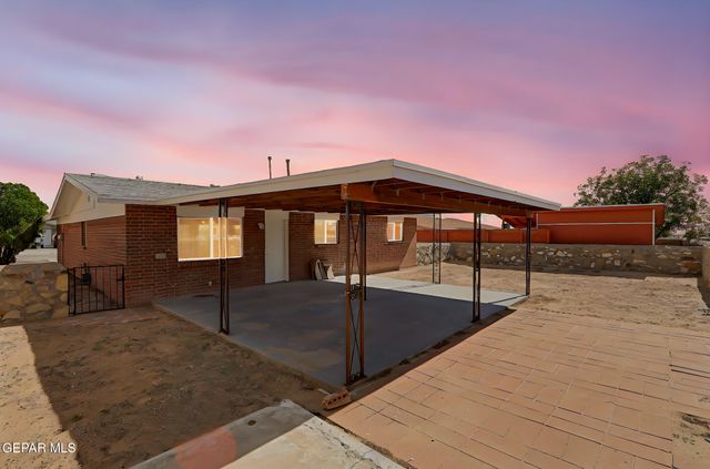 1625 PHIL GIBBS Drive, El Paso, TX 79936