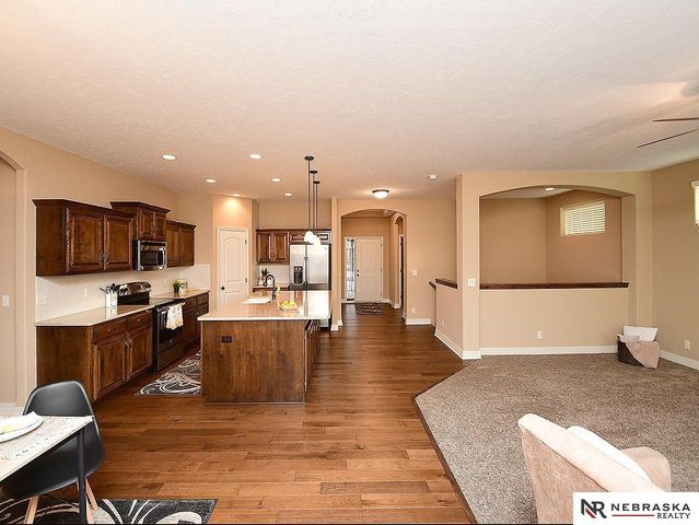 20003 Polk Street, Omaha, NE 68135