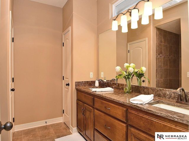 20003 Polk Street, Omaha, NE 68135