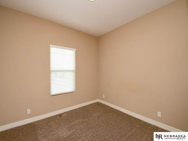 20003 Polk Street, Omaha, NE 68135