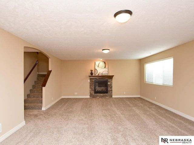 20003 Polk Street, Omaha, NE 68135