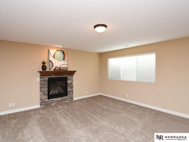 20003 Polk Street, Omaha, NE 68135