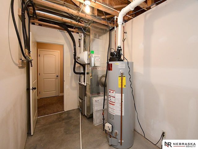 20003 Polk Street, Omaha, NE 68135