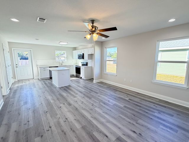 5356 Highview Drive, Crestview, FL 32539