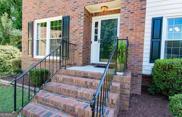 255 Timber Oak Cove, Lawrenceville, GA 30043