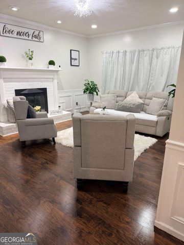 255 Timber Oak Cove, Lawrenceville, GA 30043