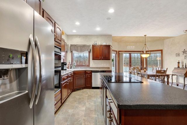 3025 WHITE BIRCH STREET, Kaukauna, WI 54130