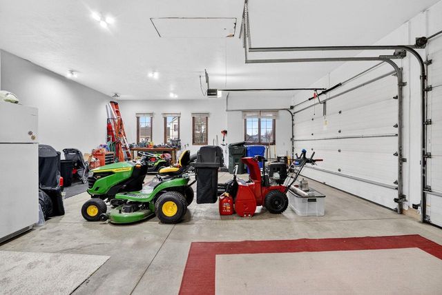 3025 WHITE BIRCH STREET, Kaukauna, WI 54130